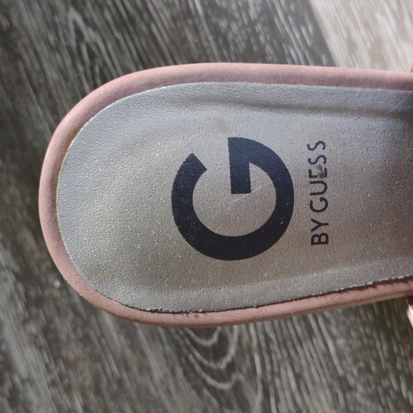 G by Guess Ladies Wedge Sandals 8.5 - Picture 4 of 8